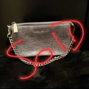 AUTH. NWOT Michael Kors Leather Clutch/wristlet